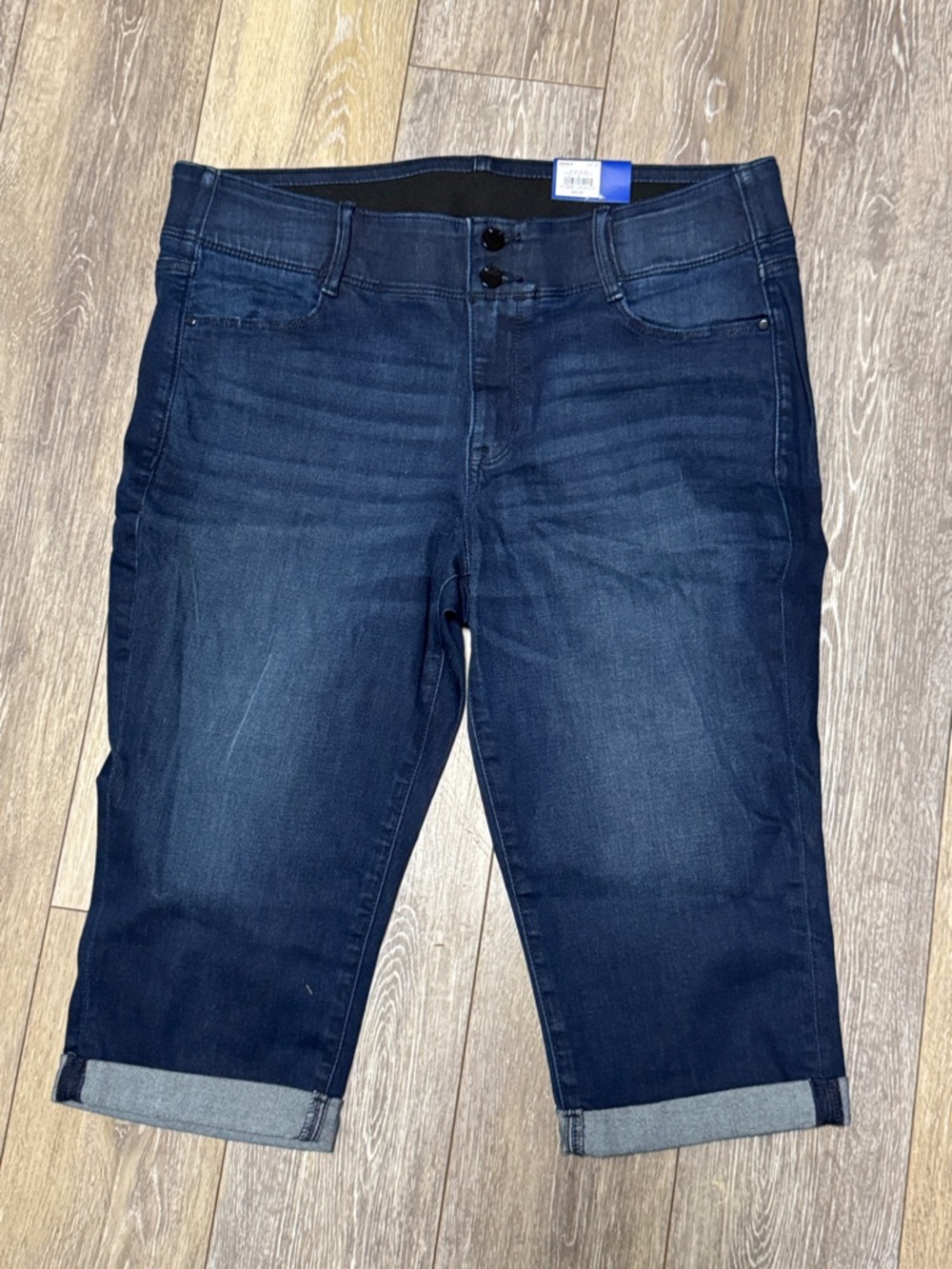 Apt. 9 Navy Blue Capri Jeans